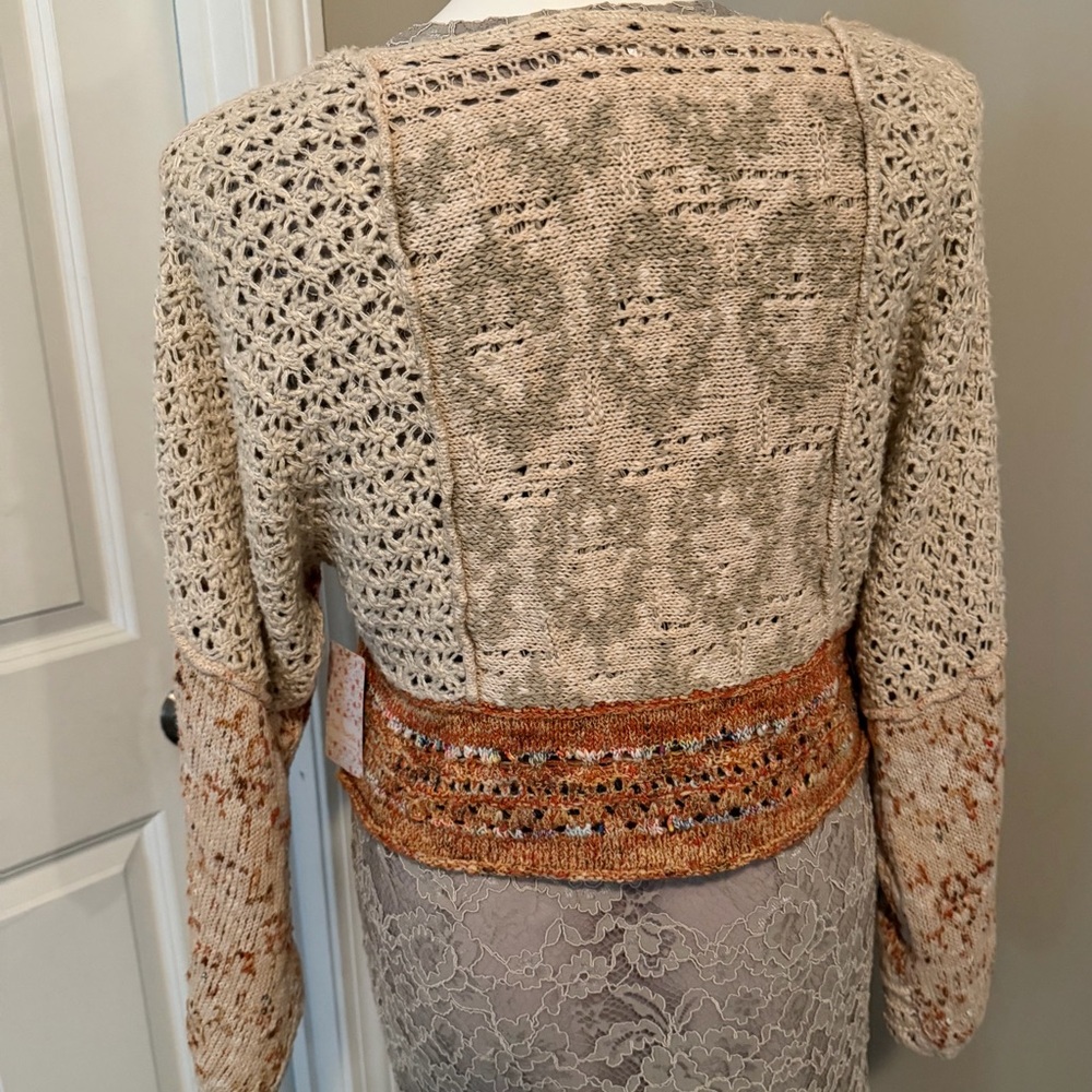 Free People V-Neck Cropped Linen Blend RainSong Off-Shoulder Cropped Sweater NWT - Picture 6 of 11